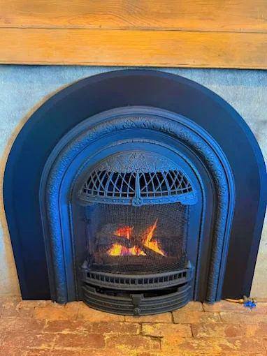 Enamel gas insert, burning